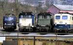 Besichtigung an der Drehscheibe in Würzburg mit 118 002-5; 144 021-3; 144 185-6 und 141 372-3 am 18.02.1984.