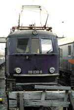 118 030-6 in Ulm am 11.10.1980.