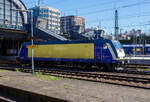 Die 146-05 / 146 505-3 (91 80 6146 505-3 D-AMS) der Landesnahverkehrsgesellschaft Niedersachsen mbH (LNVG) am 21 April 2026 im Hauptbahnhof Hamburg. 

Die TRAXX P160 AC2 wurde 2003 von Bombardier in Kassel unter der Fabriknummer 33956 gebaut und an die LNVG geliefert.

LEBENSLAUF und ehem. Bezeichnungen:
•	2003 vermietet an die Metronom Eisenbahngesellschaft mbH (Uelzen) als ME 146-05  Rotenburg (Wümme) 
•	2007 zum 01.01. erhalt der NVR-Nummer 91 80 6146 505-3 D-ME
•	Ab August 2016 neue NVR-Nummer 91 80 6146 505-3 D-BTH, nun eingestellt durch Bombardier
•	Mai 2022 Umbau und Neulackierung, Einbau Seitenkameras, Videoüberwachung sowie Ethernet bei Alstom in Kassel (ex Bombardier). Neue Bezeichnung 146-05.
•	Oktober 2024 erhalt der neuen NVR-Nummer 91 80 6146 505-3 D-AMS (Halter/Einsteller = ALSTOM Transportation Germany GmbH)
