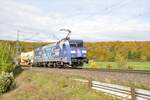 152 134-3 mit Containerzug bei Urpring am 17.10.2012.