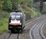 ES 64 U 2-067 fährt solo die Geislinger Steige hinunter am 25.09.2010.