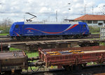 SRI RAIL INVEST/MThB: Die blaue BARBARA 145 087-3 von SRI RAIL INVEST ehemals MThB  LOKOOP  Re 486 in Weil am Rhein am 14. April 2016.
Foto: Walter Ruetsch 