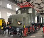 E 71 19 im Bahnpark Augsburg am 25.10.2009.