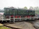 E 77 10 auf der Drehscheibe im Bw Dresden Altstadt beim 8.Dampfloktreffen in Dresden Altstadt am 15.04.2016.
