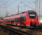 442 339-8 als S3 von Rostock Hbf nach Gstrow bei der Ausfahrt im Rostocker Hbf.08.11.2013