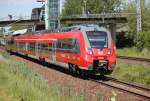 442 858-7 als S2(Warnemnde-Gstrow)bei der Ausfahrt im Haltepunkt Rostock-Marienehe.12.06.2015