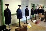 80 Jahre Lokgeschichte, dazu geh�ren auch Uniformen, welche die Bahner im Laufe der Zeit getragen haben.
