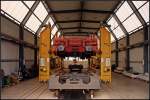 Auch ein Blick in die heiligen Hallen war bei Tag der offenen T�r des Kombiwerk Rothensee erlaubt: Ein Samms ohne Drehgestelle.