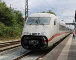 Beim warten auf meine S-Bahn staunte ich nicht schlecht als pl�tzlich 808 040  Bochum  als 1978 von Berlin Gesundbrunnen nach Warnem�nde durch Rostock-Bramow kam.04.07.2026
