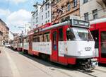 Straßenbahn / Stadtverkehr; Halle;      Tatra T 4 DC und B 4 DC Nr.1221, 1197 und 206 von CKD-MGB beim Stadtbad in Halle am 30.06.2015.