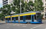 Stra�enbahn / Stadtverkehr Leipzig NGT 8 Nr.1104 von DWA Baujahr 1994 am 21.07.2019.