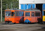 CKD Tatra Wagen T6A2 552 und Lowa-Wagen 554 vor dem Depot 12 in Rostock-Marienehe.23.09.2017