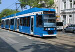 6N1 Wagen 669 als Linie 5 von Rostock Mecklenburger-Allee nach Rostock-Südblick am 24.05.2024 in der Rostocker Innenstadt bekommen.