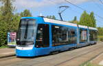 RSAG-Wagen 802 Tina  als Linie 5 in der Haltestelle Rostock-Marienehe.14.05.2026