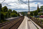 Die 111 049-3 (91 80 6111 049-3 D-GfF) der GfF - Gesellschaft f�r Fahrzeugtechnik mbH (Crailsheim) f�hrt am 02 Juli 2026 mit einem Leerzug, bestehend aus zwei ex InterRegio-Wagen der 2. Klasse mit Mehrzweckabtei (Gattung Bimdz), durch den Bahnhof Kirchen/Sieg in Richtung K�ln. Nochmals einen lieben Gru� an den freundlichen Lokf�hrer zur�ck. 

Die Lok wurde 1975 von Henschel in Kassel unter der Fabriknummer 
31895 gebaut und an die Deutsche Bundesbahn geliefert. In der Lackierung gelb/wei� (wie hier) fuhr die Lok 1990 und 1991 als Lufthansa-Airport-Express die LHA-Verbindung Stuttgart–Frankfurt Flughafen. Ich finde diese Farbgestaltung steht der Lok sehr gut.  