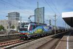 RheinCargo 193 106 verlasst am 25 Mai 2026 Mannheim Hbf mit ein Kesselzug.