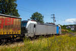 Die an die TX Logistik AG, Troisdorf (zur Mercitalia Group gehörend) vermietete SIEMENS Vectron AC 6193 154-2 (91 80 6193 154-2 D-Rpool) der Railpool GmbH (München) fährt am 28 Juni