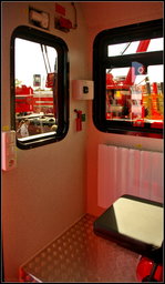 InnoTrans 2016 in Berlin: Beobachtungsstand des Hilfszug-Container von Gf�llner Fahrzeugbau und Containertechnik GmbH f�r DB Netz Notfalltechnik.