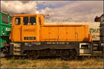 EGP V 22-03 / 223 142-1 stand in Wittenberge mitten zwischen Loks der Baureihe E 42 und abgestellten Güterwagen. Ob die Lok am 25.08.2018 noch fahrtauglich war, konnte nicht festgestellt werden. Interessant ist die NVR-Nummer 98 80 1223 1421 D-EGP.