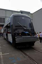 Dieses schienenbusartige Fahrzeug ist nur ein Konzept, das die RWTH Aachen auf der InnoTrans pr�sentierte.