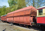   00t 24 DR Selbstentladewagen 2233 Oldenburg, sp�ter DB 20 80 676 0139-2 der Gattung Fad 150, am 30.04.2017 im Eisenbahnmuseum Bochum-Dahlhausen.