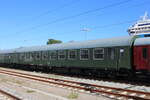 DR Wagen 61 80 89-40 027-8 Bc am 14.09.2024 in Warnemünde