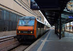 Die SNCF BB 26149  Sybic  (91 87 0026 149-x F-SNCF) erreicht am 17 Juni 2013 mit einem TER 200 der TER Alsace (Elsass) von Basel �ber Stra�burg und Metz den Ziel-Bahnhof Luxemburg.

Am 10. Dezember 2011 wurde der EuroCity Jean Monnet (295, 296), der die Strecke Br�ssel – Luxemburg – Metz – Stra�burg – Basel bediente eingestellt. Er wurde durch einen TER 200 (mit gleicher Zugnummer) ersetzt, der ausschlie�lich auf der Strecke Luxemburg – Metz – Stra�burg – Basel verkehrte. TER 200 ist die Bezeichnung f�r bestimmte Regionalz�ge des TER Grand Est-Netzes (ehemals TER Alsace). Die TER-200-Z�ge, die bis Nancy oder Metz und Luxemburg fuhren, wurden mit dem neuen Fahrplan vom 3. April 2016 eingestellt. Einige Z�ge auf der Strecke Stra�burg – Nancy werden weiterhin mit TER-200-Z�gen betrieben, tragen aber nicht mehr die Bezeichnung TER 200.

Diese Regionalexpressz�ge (TERs), die mit Corail-Wagen betrieben werden, erreichen Geschwindigkeiten von bis zu 200 km/h, w�hrend die H�chstgeschwindigkeit von TERs auf herk�mmlichen Strecken 160 km/h nicht �bersteigt. 
