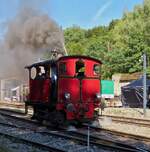 Dampffestival im Fond de Gras, Stehkesseldamplok 503 f�hrt aus der Bef�llungsanlage kommend in Bahnhof Fond de Gras ein um sich vor den Zug zusetzen.