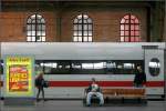 Bahnhofe/71/berlin-ostbahnhof-hier-hat-mich-die Berlin Ostbahnhof. Hier hat mich die Bahnsteigszenerie vor den drei Bogenfenstern fasziniert. (Matthias)