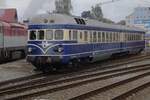 ÖGEG 5145.11 steht am 11 September 2022 in Benesov u Prahy und wird -zwischen das Museumsbetrieb von 17 Museumsfahrzeuge durch- ein S-Bahndienst nach Vlasim versichern. 