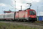 ÖBB 1016 003-4 mit ÖBB EC in Ulm beim Conainer-Terminal am 13.10.2009.