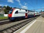 RABe 514 032 wird am 31.7.13 aus der Abstellung heraus im Bahnhof Schaffhausen bereitgestellt.