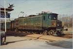 Vouvry vor einigen Jahren mit der SBB Ae 4/7 10960 mit ihrem  GmP  (ohne Güterlast) auf der Fahrt von Bouvert nach St-Maurice beim etwas längeren Halt in Vouvry.