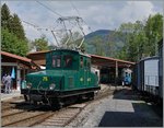 Die revidierte +GF+ Ge 4/4 N� 75 in Chaulin bei der Blonay Chamby Bahn.