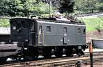 SBB Ae 3/5 Nr.10 223 in Göschenen mit Autozug nach Airolo am 15.06.1980.