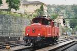 SBB 16448 trötzt den regen in Bellinzona am 26 Mai 2007.