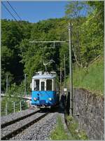 Bei Kilometer 7.31 bzw. bei Vers-Chez-Robert ist der T L Ce 2/3 der Blonay Chamby Bahn auf dem Weg in Richtung Chaulin. 

18. Mai 2025