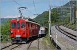 Der Bernina Bahn RhB ABe 4/4 I N� 35 der Blonay Chamby Bahn verl�sst nach einen kurzen Aufenthalt Chamby in Richtung Chaulin, wobei auf dem letzten Abschnitt der Fahrt der Zug geschoben wird. 

2. Mai 2026