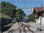 Der MOB Regionalzug 2225 geführt von MOB Alpina Triebwagen erreicht den Bahnhof Allières.