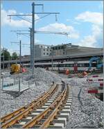 Ein weitere Blick vom (provisorischen) Fussg�nger�bergang auf den CEV MVR Bahnhof von Vevey. 

5. August 2026
