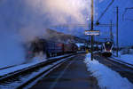 OeBB: Dampffahrt Balsthal-Olten der Oensingen Balsthal Bahn mit der Eb 2/4 35, 2 Salonwagen und der Re 4/4 I 10009 vom 1.