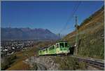 Zwischen Aigle Dépôt A-L und Fontanney ist ein A-L Regionalzug auf dem Weg nach Leysin.