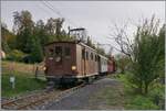  La DER de la Saison 2023  - Die BOB HGe 3/3 N° 29 erreicht auf der Fahrt nach Blonay den Halt Cornaux, und - da ich hier einsteigen möchte - wird hier halten.