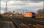 DB Schenker 189 057 mit einem gemischten Gterzug am 22.02.2014 durch Leipzig-Thekla