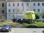 Captrain / RBB 34 steht als Denkmallok am Bahnhof Bitterfeld.