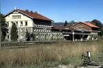 Der Bahnhof Bayerisch Eisenstein, auf tschechisch Železná Ruda-Alžbětín im Oktober 1989.
