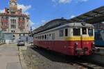 Am 10 Juni 2022 steht M262 1212 als Extrazug in Praha hl.n.