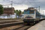CD 242 248 treft mit der Ruychlyk aus Ceske Budejovice am 29 Mai 2025 in Jihlava ein. Einst die Standartelloks auf diese Strecke, sind die Tage der Reihe 242 beinahe vorbei. Die elloks zwischen Ceske Budejovice und Jihlava sind meistens 362er geworden.