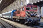 MAV 448 403 rangiert am 11 Mai 2018 in Budapest-Keleti.