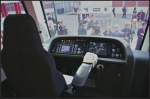 Blick in die Fahrerkabine der Istanbul Tram, die auf der InnoTrans 2014 in Berlin ausgestellt war - InnoTrans Berlin 2014